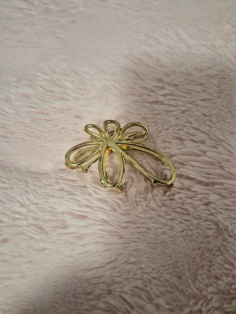 Target Gold Bow Hair Clip